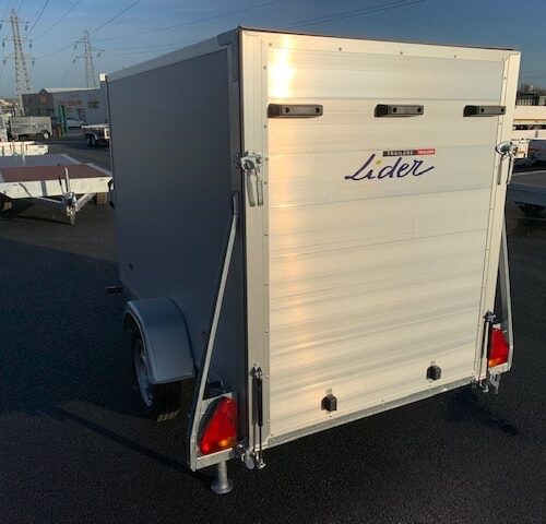 fourgon_lider_42920-2 FOURGON LIDER 42930 – 230 x 135 x 157 cm – 750 kg Freiné